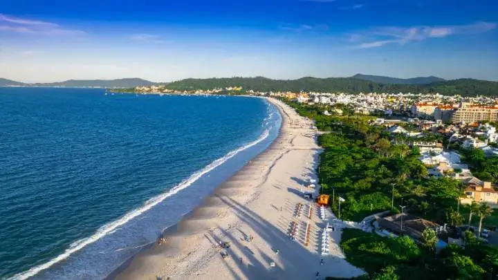 Jurerê Internacional — destino atendido pela Bebetur Transfer